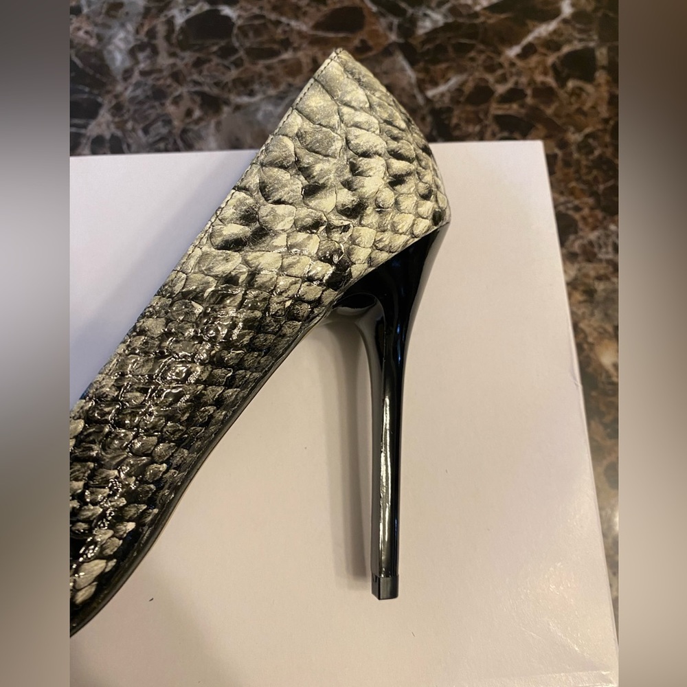 MADDEN GIRL WOMEN’S PUMP HEELS - Picture 10 of 11